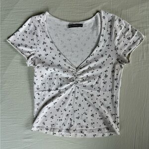 Brandy Melville Gina Top